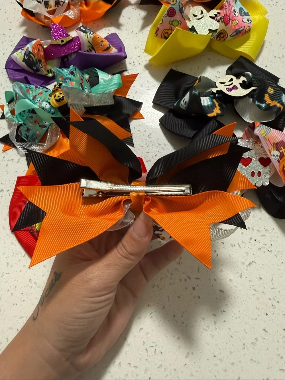 Lot of 9 Halloween Kids Hair Bows - Assorted Orange, Black, Purple, Red, Yellow